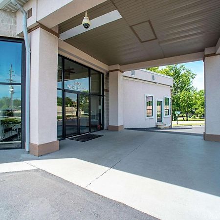 Quality Inn Near Six Flags St. Louis Pacific Bagian luar foto