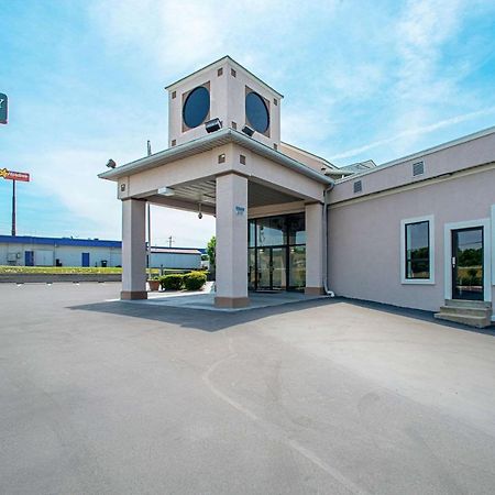 Quality Inn Near Six Flags St. Louis Pacific Bagian luar foto