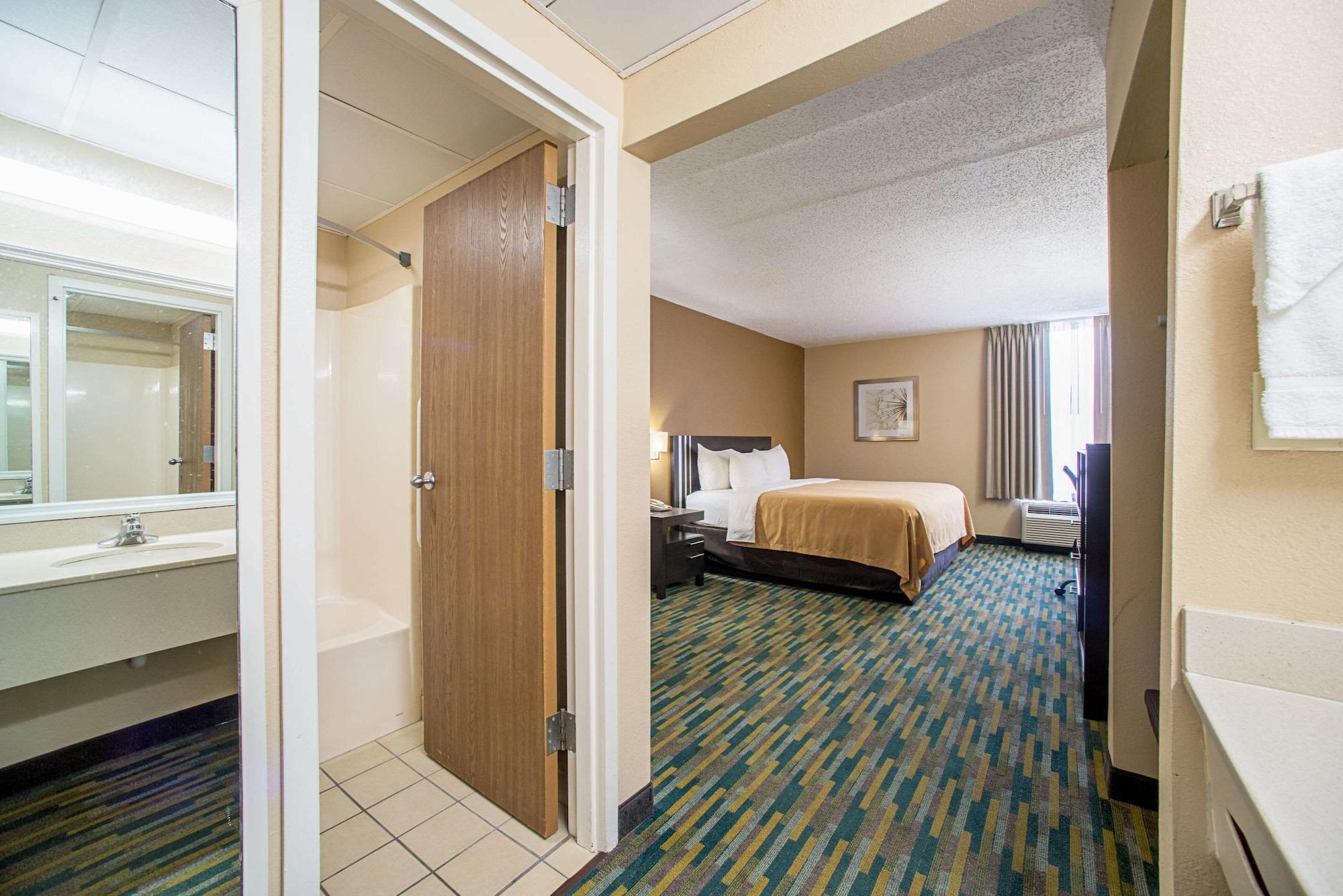 Quality Inn Near Six Flags St. Louis Pacific Bagian luar foto