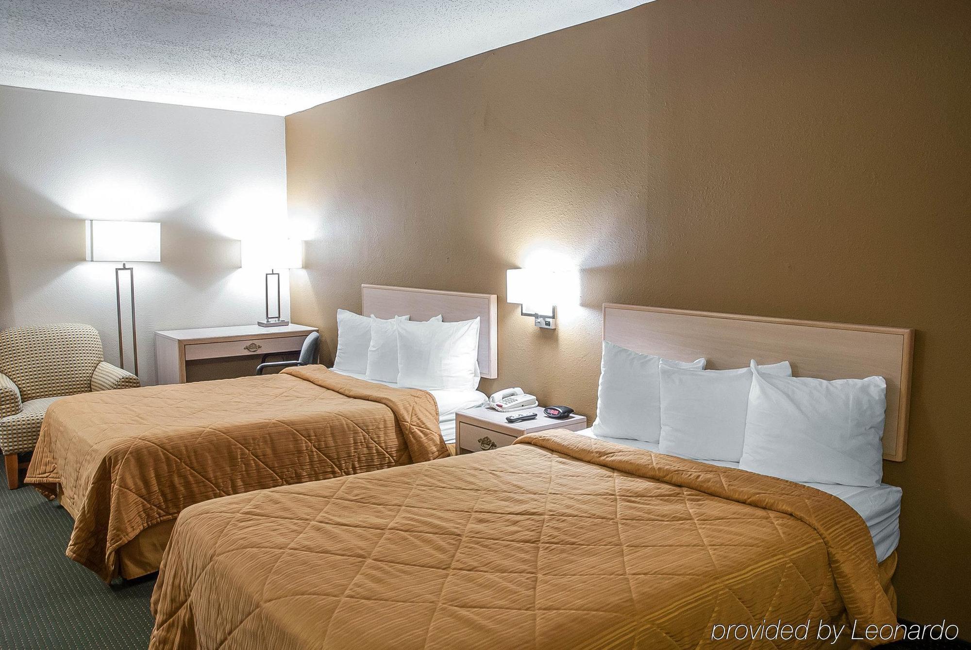 Quality Inn Near Six Flags St. Louis Pacific Bagian luar foto