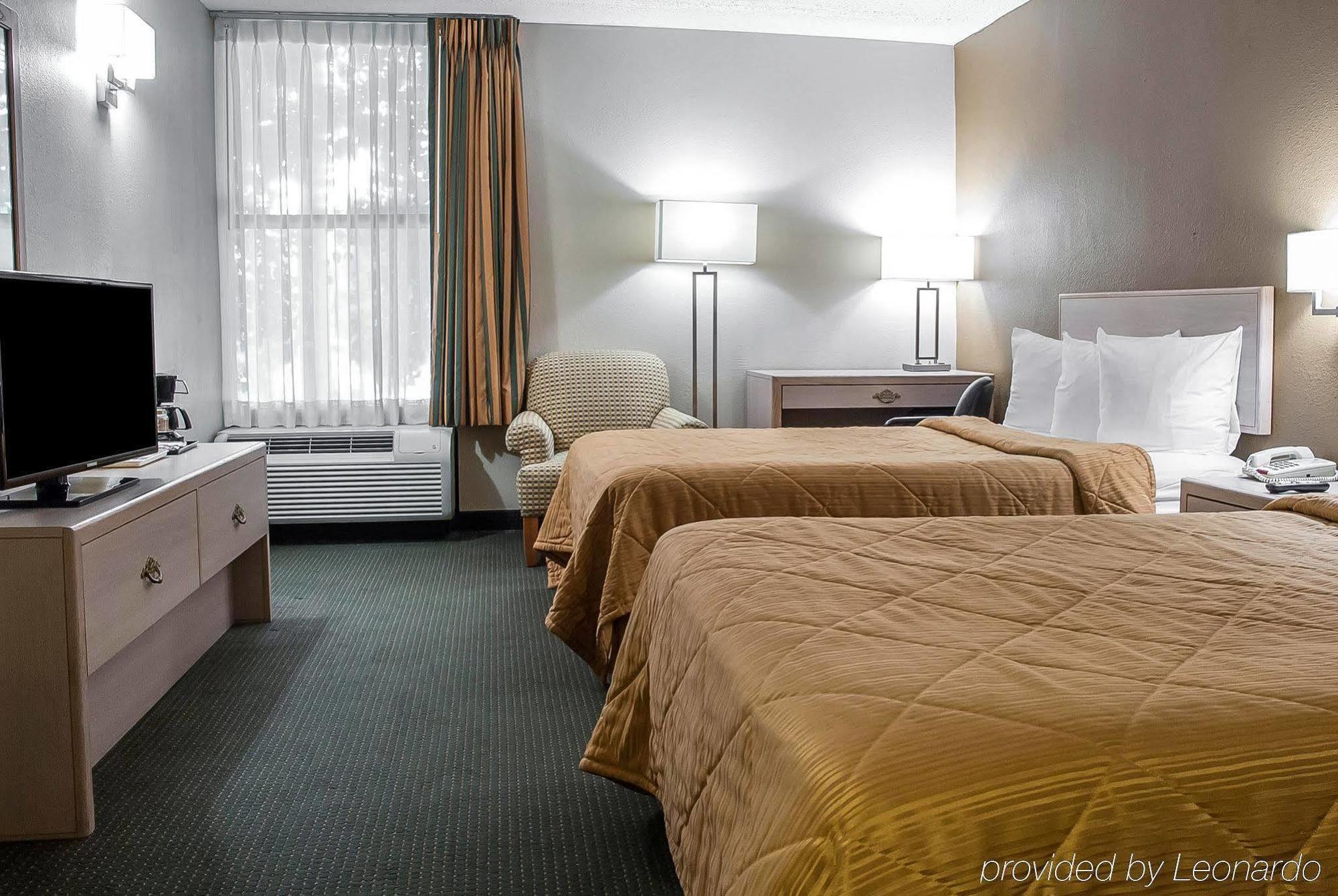Quality Inn Near Six Flags St. Louis Pacific Bagian luar foto