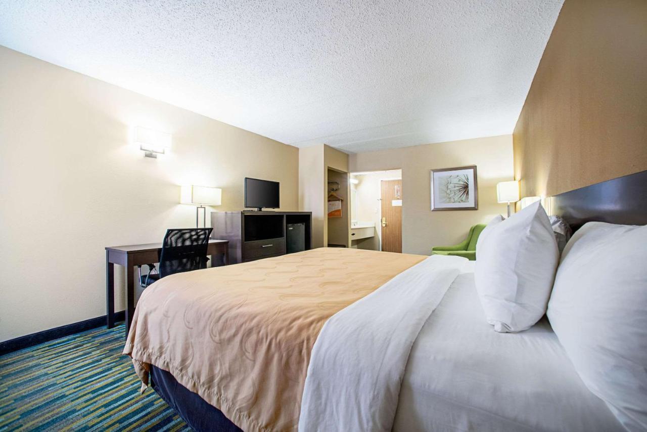 Quality Inn Near Six Flags St. Louis Pacific Bagian luar foto