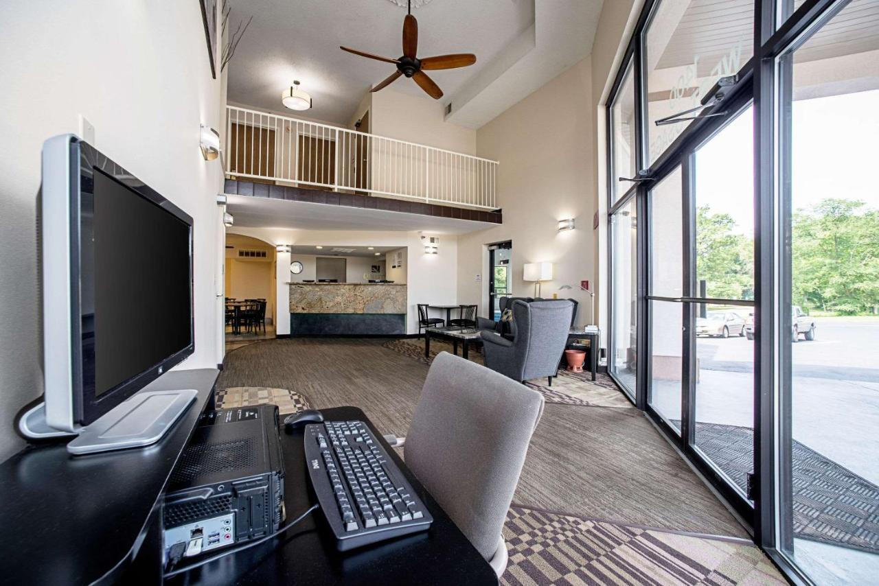 Quality Inn Near Six Flags St. Louis Pacific Bagian luar foto
